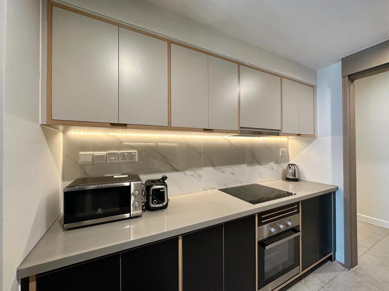Apartment D1 Mension - Zenity Luxury - Rooftop Pool - Saigon Centre *